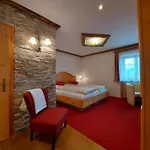 Armstorfer Apartman *